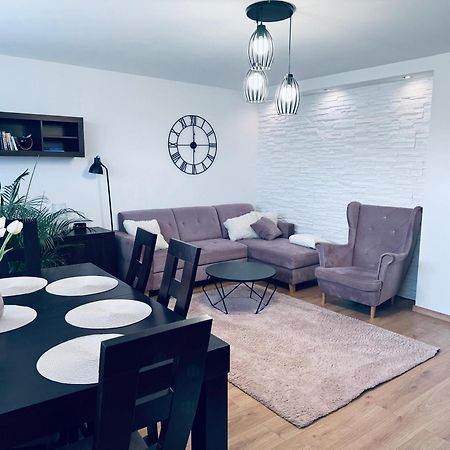 4 Pokojowy Apartament Posada Sanok Esterno foto