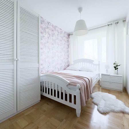 4 Pokojowy Apartament Posada Sanok Esterno foto